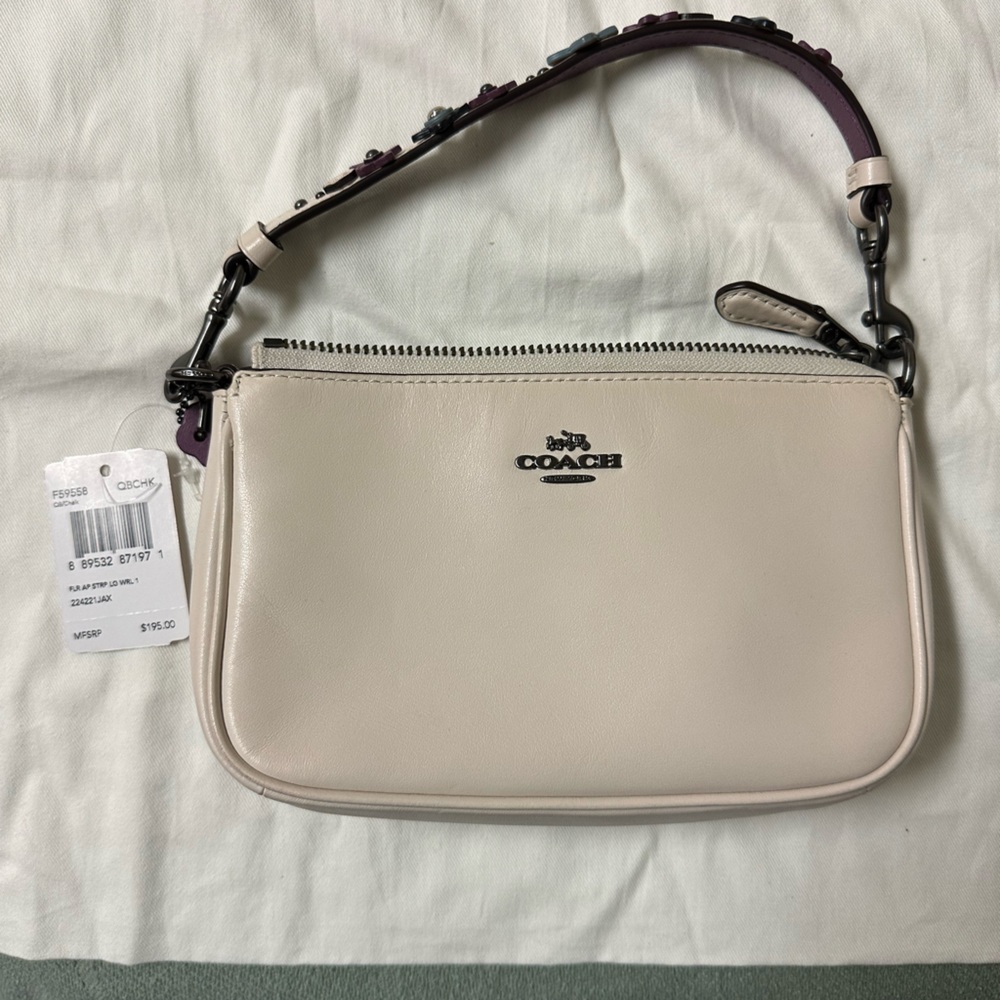 Authentic Coach Nolita 19 in chalk smooth leather!